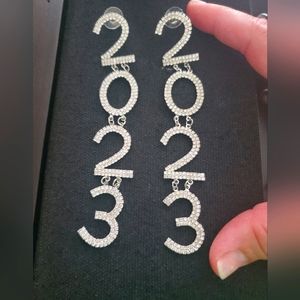 2023 rhinestone earrings-Perfect for graduation!!